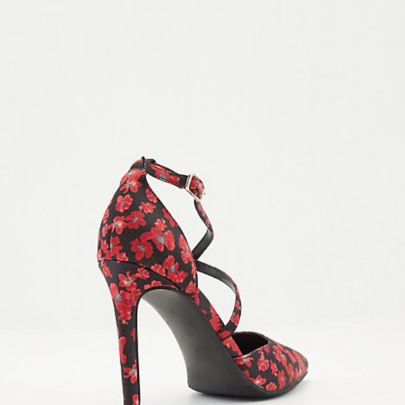 Floral Print Pointy Toe Criss-Cross Pump - Picture 4 of 9